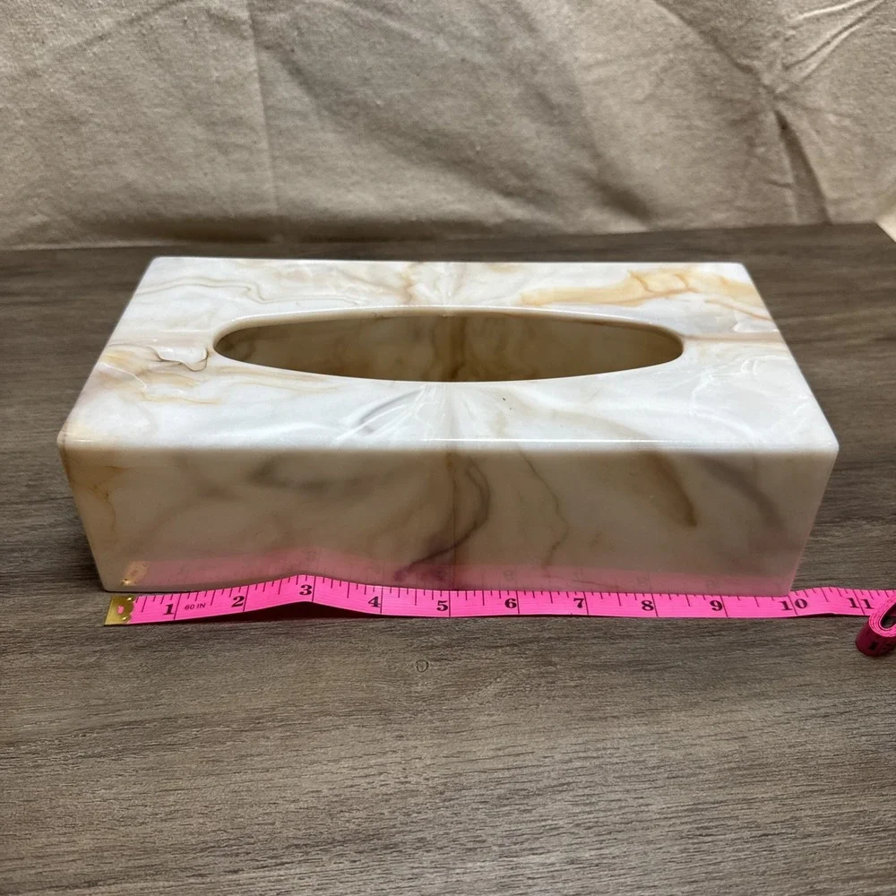 Faux‎ Marble Vintage Acrylic Lucite Plastic Tissue Box Cover Cream Tan